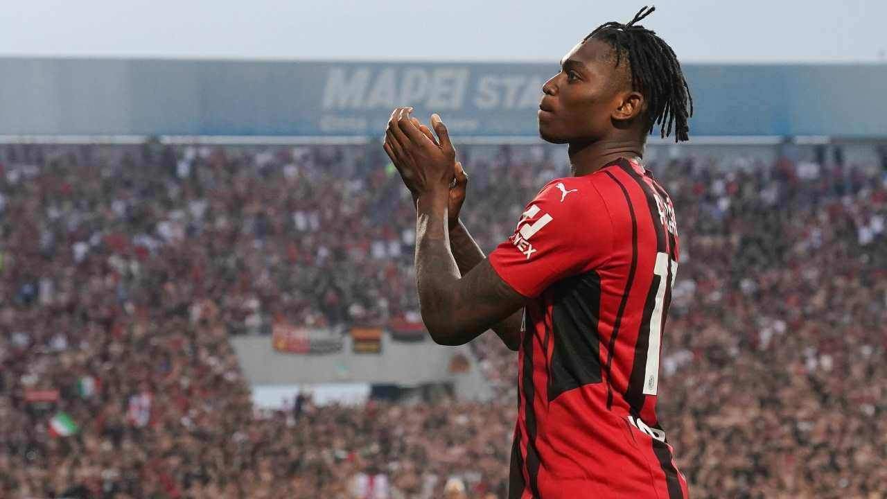 Calciomercato Milan, l'assalto a Leao cela la beffa per l'Inter