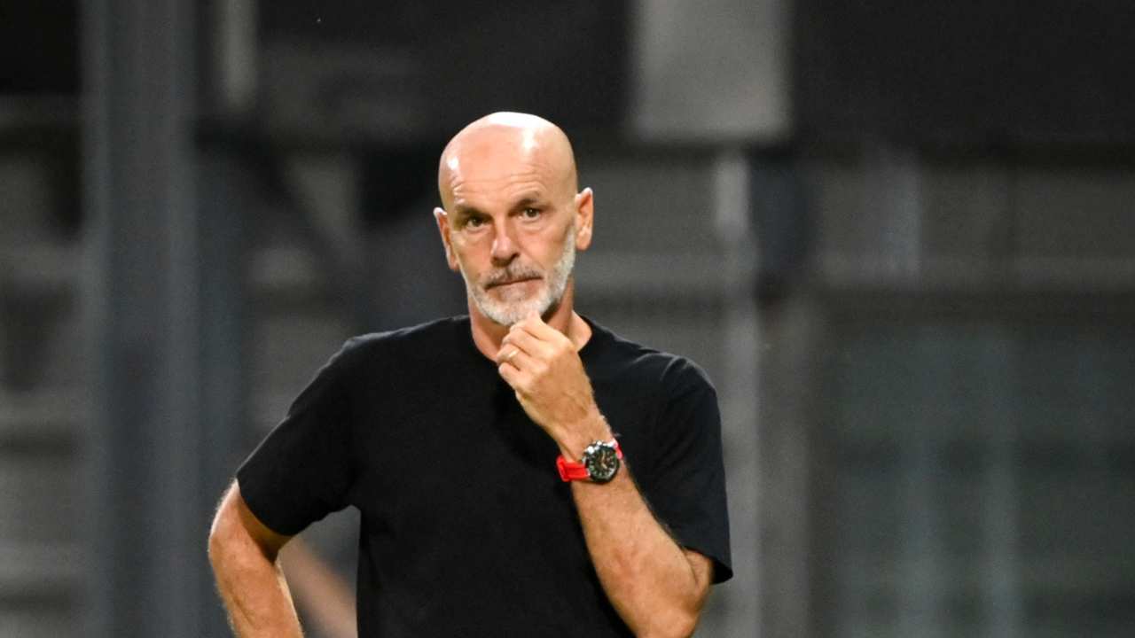 Milan, 'avviso' per Pioli: "Scendi dal piedistallo, pecchi di presunzione!"