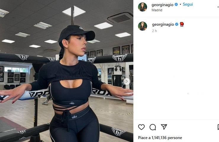 Georgina Rodriguez in palestra, il top è incontenibile - FOTO