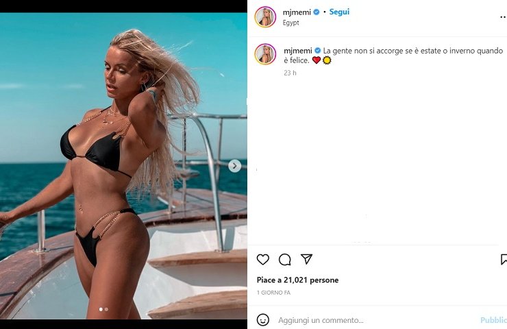 Mercedesz Henger, bikini illegale: visione da bollino rosso - FOTO