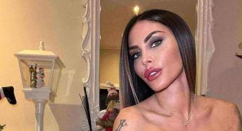 “Mai visto niente di più bello”: Guendalina Tavassi, sotto la maglietta niente