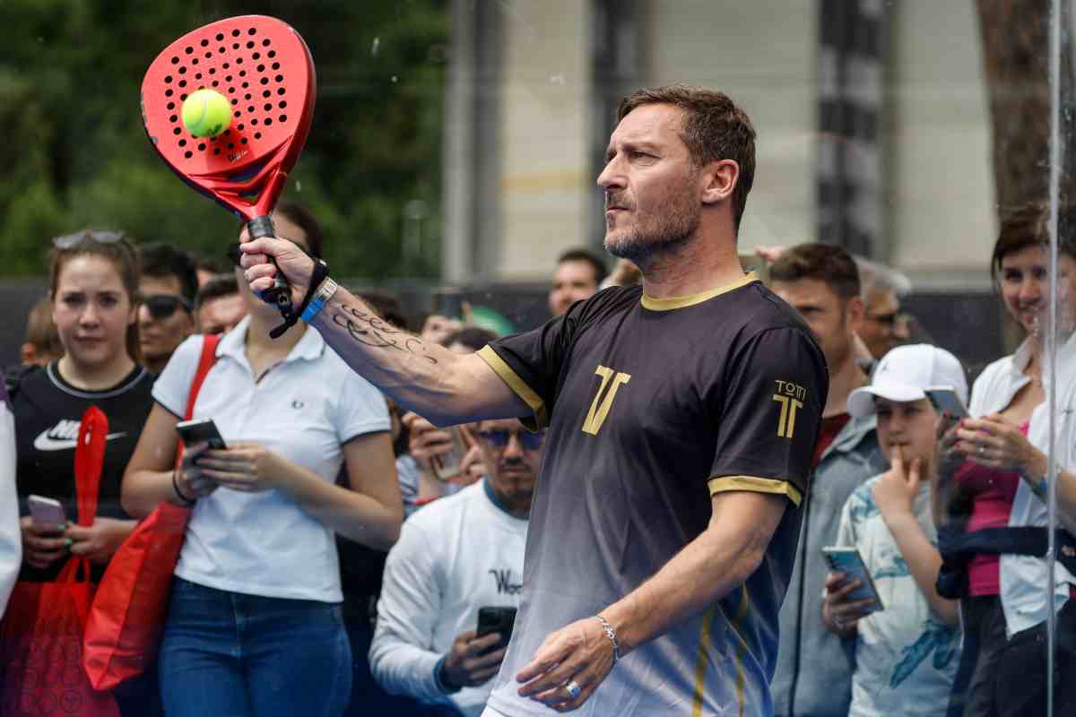 Bordata incredibile contro Totti