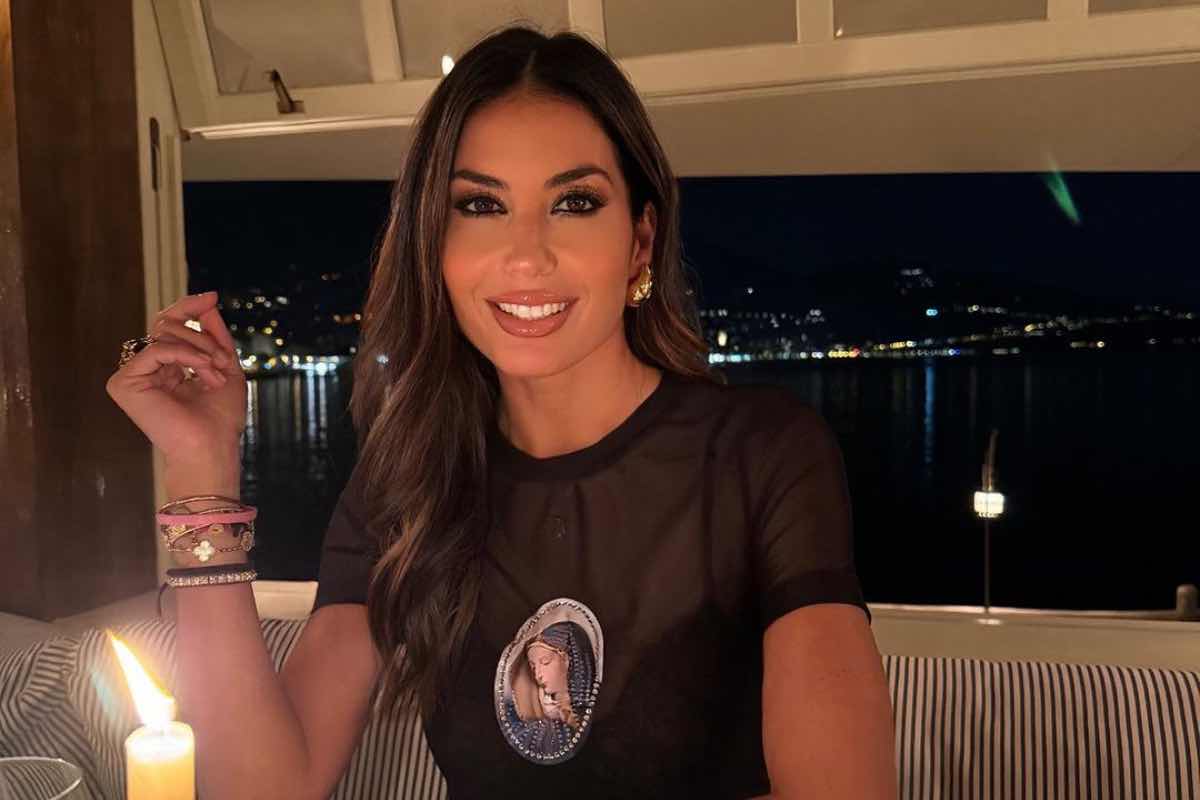 Elisabetta Gregoraci sorridente